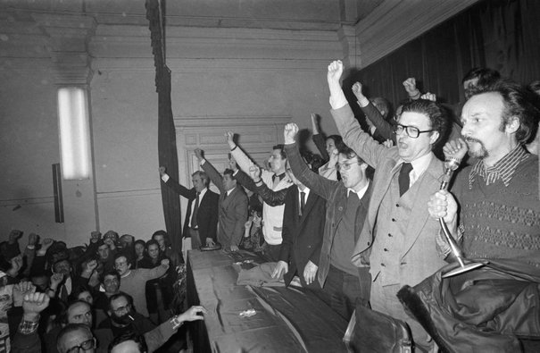 Elections municipales de 1977 : chant de la vitoire